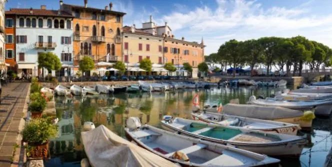 Apartment Casa Vacanze Rachele Desenzano del Garda Italy