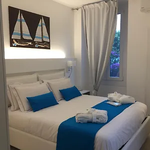 2* לינה וארוחת בוקר Residenza Elisa